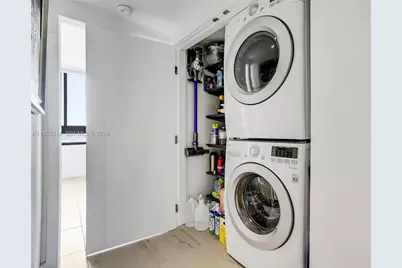 1330 West Avenue #2414, Miami Beach, FL 33139 - Photo 21