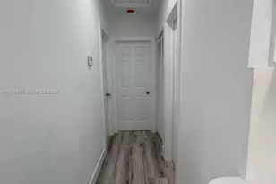 136 N Evergreen Dr, Lake Park, FL 33403 - Photo 7