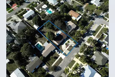 136 N Evergreen Dr, Lake Park, FL 33403 - Photo 5