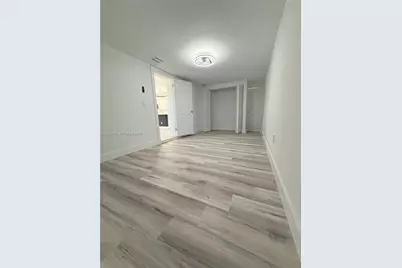 136 N Evergreen Dr, Lake Park, FL 33403 - Photo 11