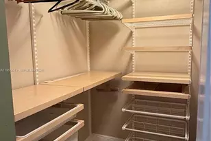 901 Colony Point Cir, Pembroke Pines, FL 33026 - Photo 19