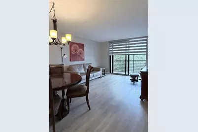 901 Colony Point Cir #505, Pembroke Pines, FL 33026 - Photo 15