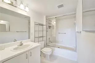 1651 SW 127th Ave, Pembroke Pines, FL 33027 - Photo 19