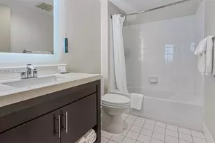 17375 Collins Ave, Sunny Isles Beach, FL 33160 - Photo 31