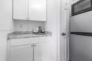 7630 Plantation Blvd, Miramar, FL 33023 - Photo 17