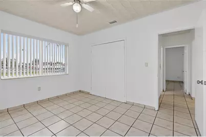 5700 NW 111th Ter, Hialeah, FL 33012 - Photo 23