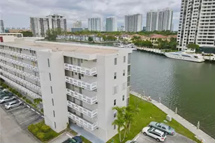 3030 Marcos Dr, Aventura, FL 33160 - Photo 43