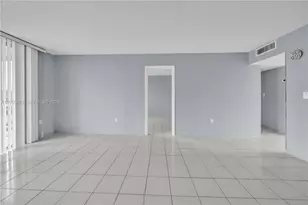 3030 Marcos Dr, Aventura, FL 33160 - Photo 7