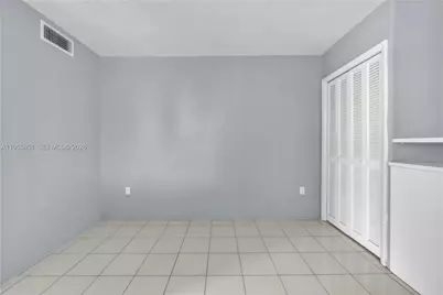 3030 Marcos Dr #T409, Aventura, FL 33160 - Photo 13