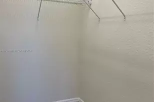 4490 Gramercy Dr, Oakland Park, FL 33309 - Photo 19