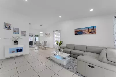 4321 SW 138th Ct, Miami, FL 33175 - Photo 5