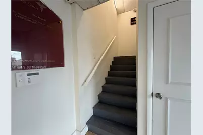 600 NW 35th Ave #201, Miami, FL 33125 - Photo 5