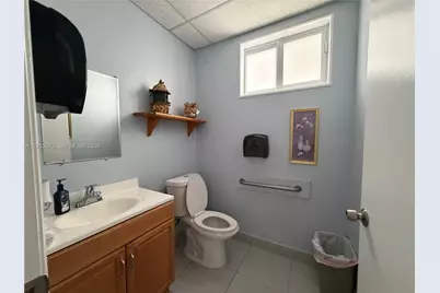 600 NW 35th Ave #201, Miami, FL 33125 - Photo 17