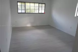 20760 NE 4th Ct, Miami, FL 33179 - Photo 31