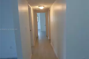 20760 NE 4th Ct, Miami, FL 33179 - Photo 23