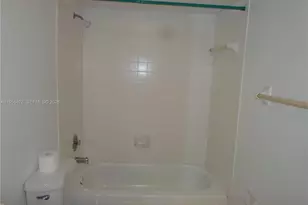 20760 NE 4th Ct, Miami, FL 33179 - Photo 27