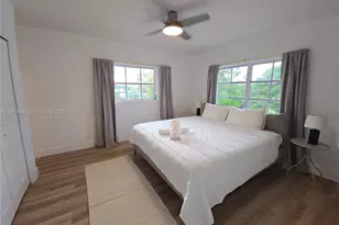 2424 SE 17th Causeway, Fort Lauderdale, FL 33316 - Photo 15