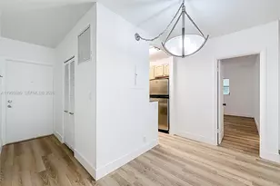 2424 SE 17th Causeway, Fort Lauderdale, FL 33316 - Photo 7