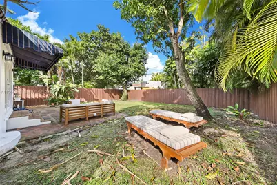 717 NE 73rd St, Miami, FL 33138 - Photo 27