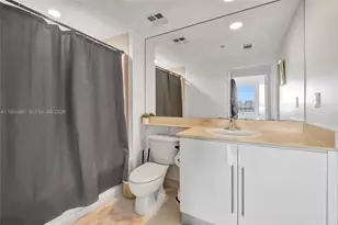 325 S Biscayne Blvd, Miami, FL 33131 - Photo 15