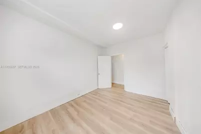 1648 NW 33rd St, Miami, FL 33142 - Photo 37