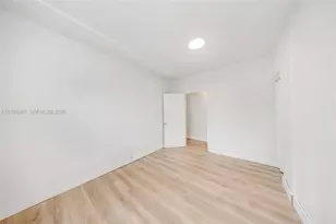 1648 NW 33rd St, Miami, FL 33142 - Photo 37