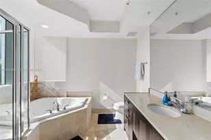 18201 Collins Ave, Sunny Isles Beach, FL 33160 - Photo 31