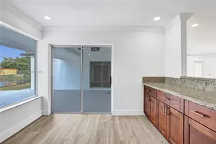 8649 W Long Acre Dr, Miramar, FL 33025 - Photo 9