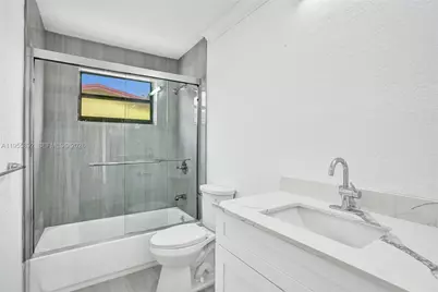 8649 W Long Acre Dr, Miramar, FL 33025 - Photo 19