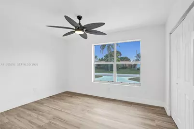8649 W Long Acre Dr, Miramar, FL 33025 - Photo 17