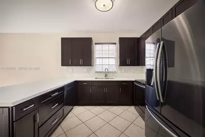 15963 SW 99th Ln, Miami, FL 33196 - Photo 9