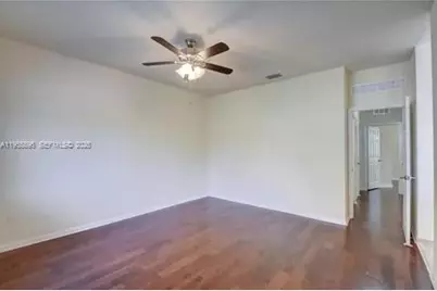 3195 NW 31st Ter, Oakland Park, FL 33309 - Photo 15