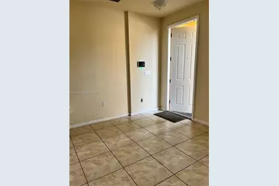 3195 NW 31st Ter, Oakland Park, FL 33309 - Photo 3