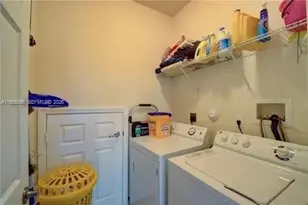 3195 NW 31st Terrace, Oakland Park, FL 33309 - Photo 13