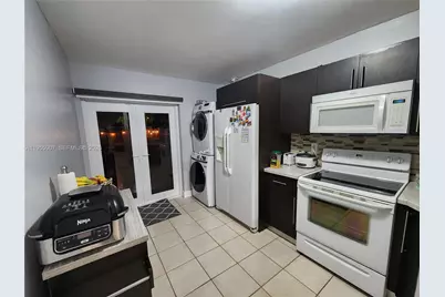 8391 SW 148th Ave, Miami, FL 33193 - Photo 3