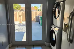 8391 SW 148th Ave, Miami, FL 33193 - Photo 5