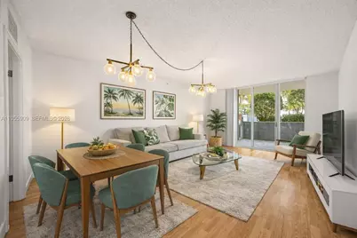 1155 Brickell Bay Dr #606, Miami, FL 33131 - Photo 3