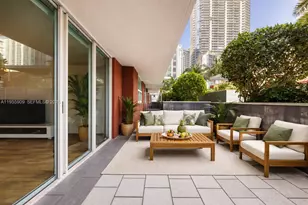 1155 Brickell Bay Dr, Miami, FL 33131 - Photo 13