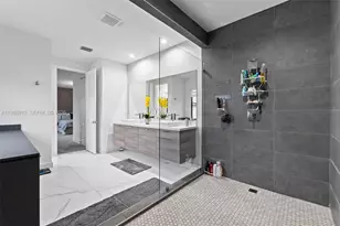 8086 NW 47th Terrace, Doral, FL 33166 - Photo 33