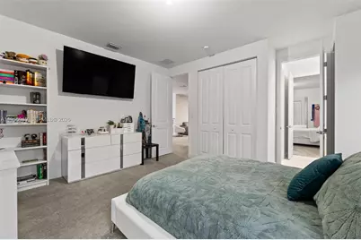 8086 NW 47th Ter, Doral, FL 33166 - Photo 25