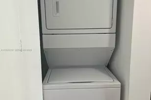 495 Brickell Ave, Miami, FL 33131 - Photo 11