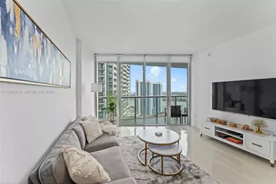 495 Brickell Ave #3208, Miami, FL 33131 - Photo 7