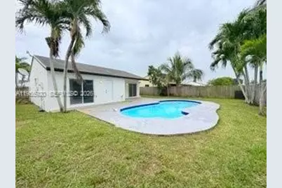 26508 SW 128th Ct, Homestead, FL 33032 - Photo 3