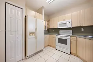 940 SW 6th Ave, Florida City, FL 33034 - Photo 5