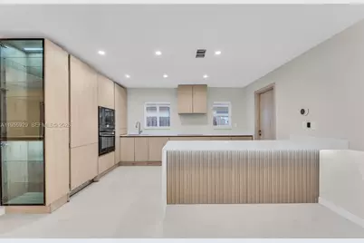 5419 NE 22nd Ave, Fort Lauderdale, FL 33308 - Photo 1