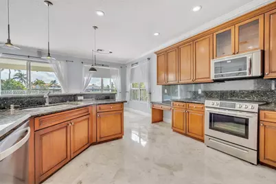 12738 Maypan Dr, Boca Raton, FL 33428 - Photo 11