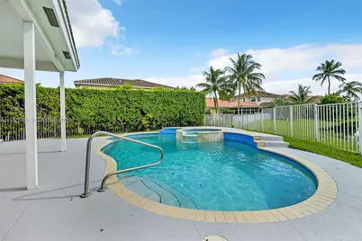 12738 Maypan Dr, Boca Raton, FL 33428 - Photo 5