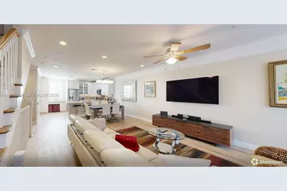 1049 W Heritage Club Cir, Delray Beach, FL 33483 - Photo 1