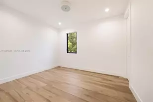 3151 Hibiscus St, Miami, FL 33133 - Photo 17