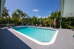 416 N Rainbow Dr, Hollywood, FL 33021 - Photo 39